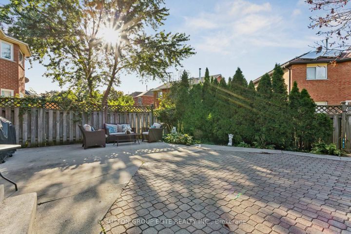 Photo 46 at 5824 Prairie Circle, Lisgar, Mississauga