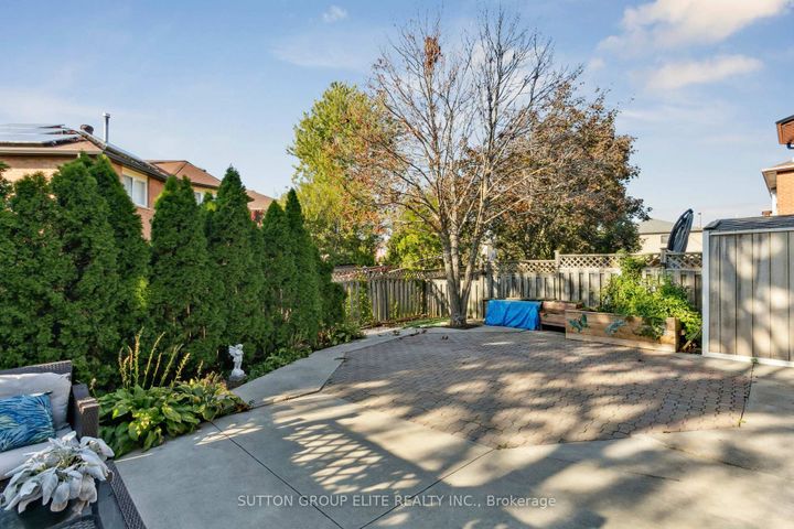 Photo 48 at 5824 Prairie Circle, Lisgar, Mississauga