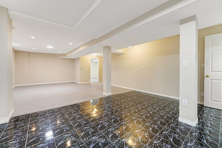 Photo 37 at 78 Soho Crescent, Markville, Markham