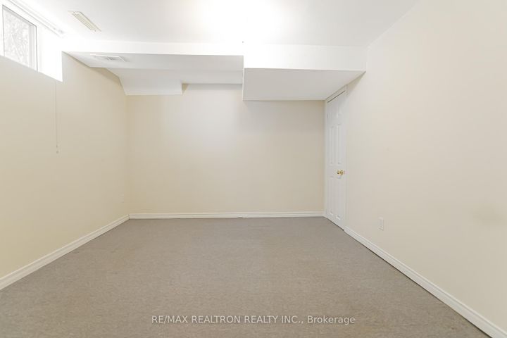 Photo 41 at 78 Soho Crescent, Markville, Markham