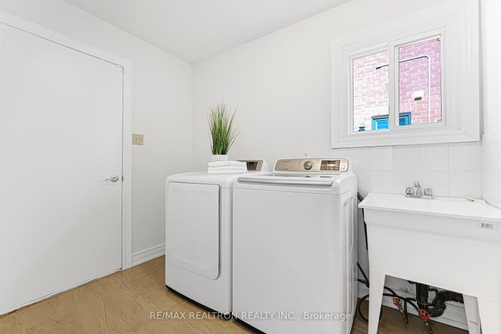 Photo 49 at 78 Soho Crescent, Markville, Markham