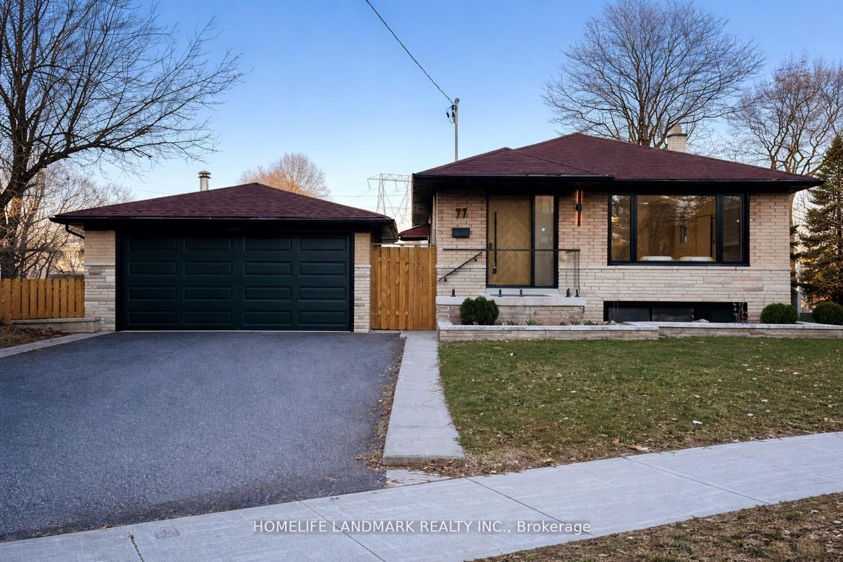 77 Peace Drive, Woburn, Toronto photo number 2