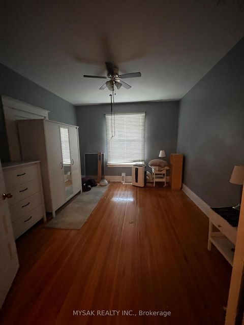 Photo 5 at 269 Sammon Avenue, East York, Toronto