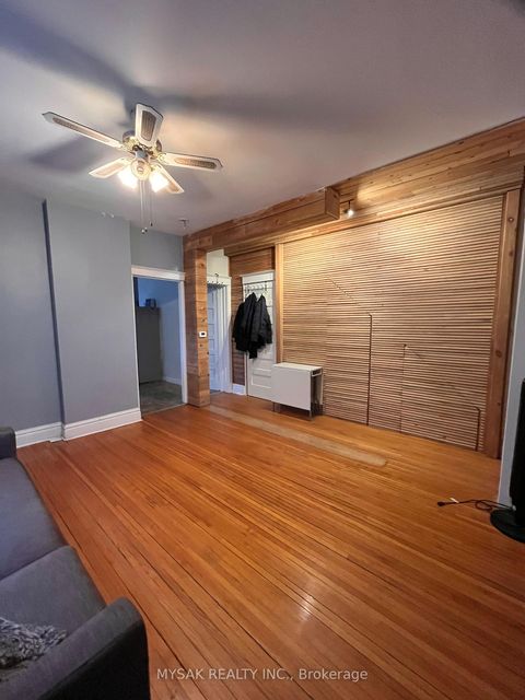 Photo 6 at 269 Sammon Avenue, East York, Toronto