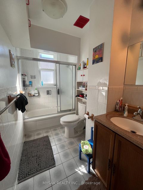 Photo 11 at 269 Sammon Avenue, East York, Toronto