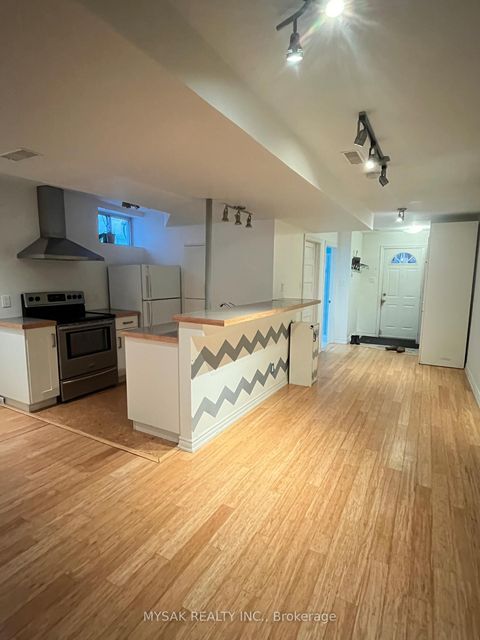 Photo 17 at 269 Sammon Avenue, East York, Toronto