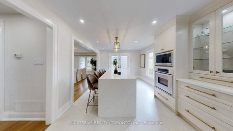 Photo 15 at 7 Boake Trail, Bayview Hill, Richmond Hill