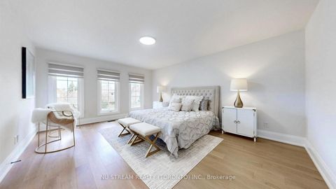 Photo 25 at 7 Boake Trail, Bayview Hill, Richmond Hill