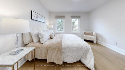 Photo 37 at 7 Boake Trail, Bayview Hill, Richmond Hill