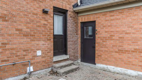 Photo 49 at 7 Boake Trail, Bayview Hill, Richmond Hill