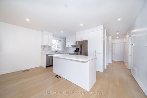 Photo 7 at 49 Amiens Road, West Hill, Toronto