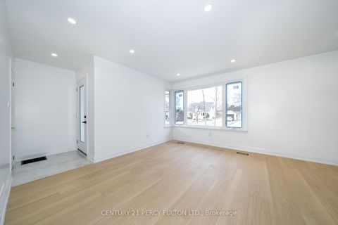 Photo 12 at 49 Amiens Road, West Hill, Toronto