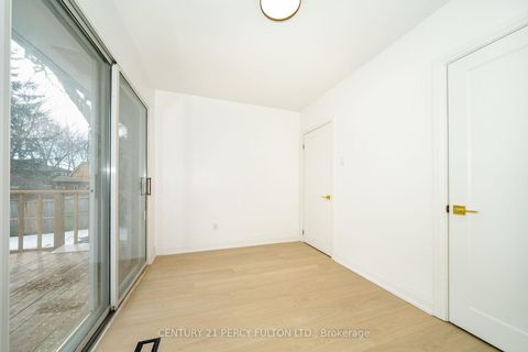 Photo 13 at 49 Amiens Road, West Hill, Toronto