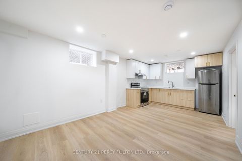 Photo 22 at 49 Amiens Road, West Hill, Toronto