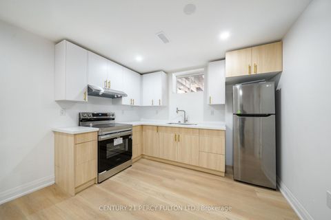 Photo 23 at 49 Amiens Road, West Hill, Toronto