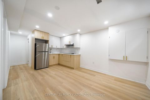 Photo 30 at 49 Amiens Road, West Hill, Toronto