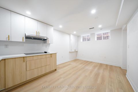 Photo 33 at 49 Amiens Road, West Hill, Toronto