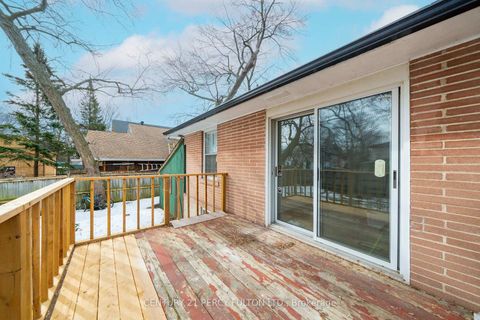 Photo 37 at 49 Amiens Road, West Hill, Toronto