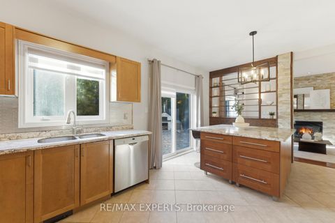 Photo 11 at 219 Regency View Heights, Rural Vaughan, Vaughan