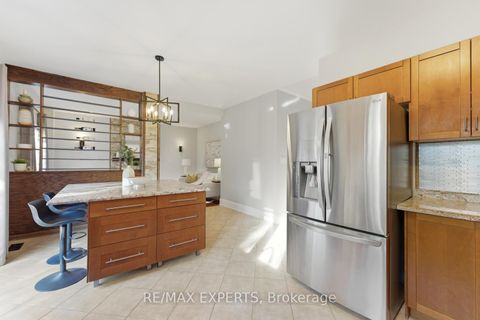 Photo 12 at 219 Regency View Heights, Rural Vaughan, Vaughan