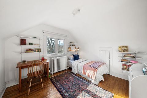 Photo 32 at 32 Belcourt Road, Mount Pleasant East, Toronto