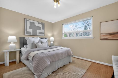 Photo 23 at 38 Colonnade Road, Steeles, Toronto