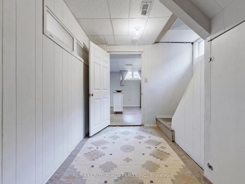 Photo 28 at 366 Palmer Avenue, Harding, Richmond Hill