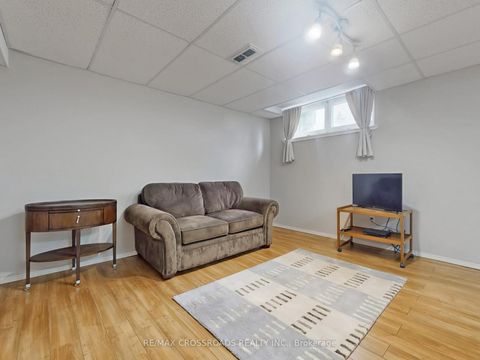 Photo 29 at 366 Palmer Avenue, Harding, Richmond Hill