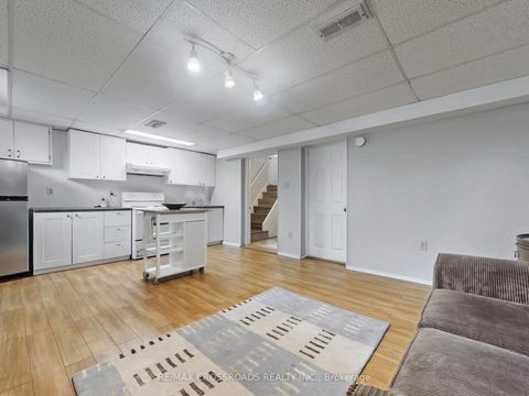 Photo 31 at 366 Palmer Avenue, Harding, Richmond Hill