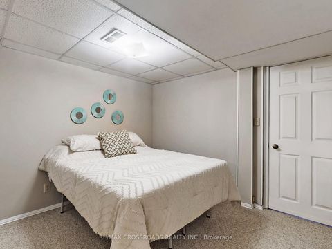 Photo 37 at 366 Palmer Avenue, Harding, Richmond Hill