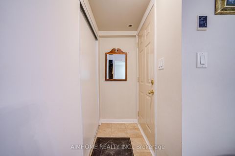 Photo 10 at 274 - 3 Everson Drive, Willowdale East, Toronto