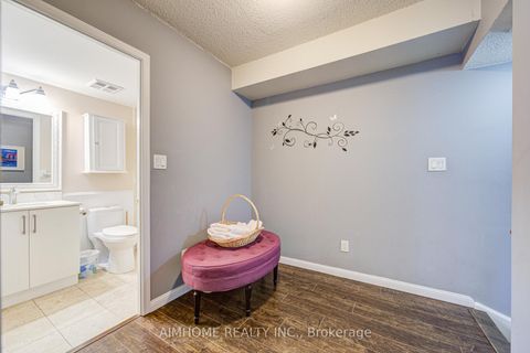 Photo 13 at 274 - 3 Everson Drive, Willowdale East, Toronto