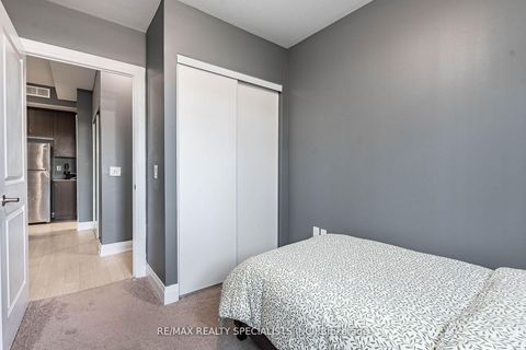 Photo 6 at 402 B - 5279 Highway 7, Vaughan Grove, Vaughan