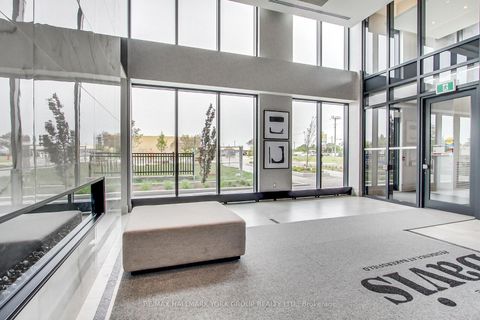 Photo 2 at 419 - 185 Deerfield Road, Central Newmarket, Newmarket