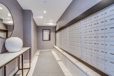 Photo 5 at 419 - 185 Deerfield Road, Central Newmarket, Newmarket