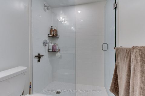 Photo 22 at 419 - 185 Deerfield Road, Central Newmarket, Newmarket