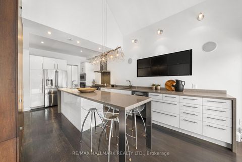 Photo 17 at 26 Lytton Boulevard, Lawrence Park South, Toronto