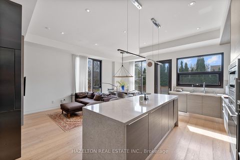 Photo 5 at 143 Joicey Boulevard, Nortown, Toronto