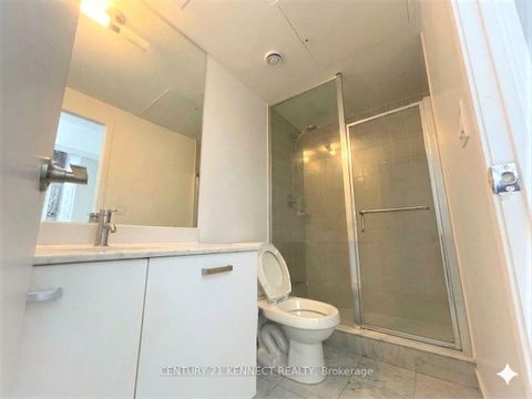 Photo 4 at 608 - 832 Bay Street, Bay Street Corridor, Toronto