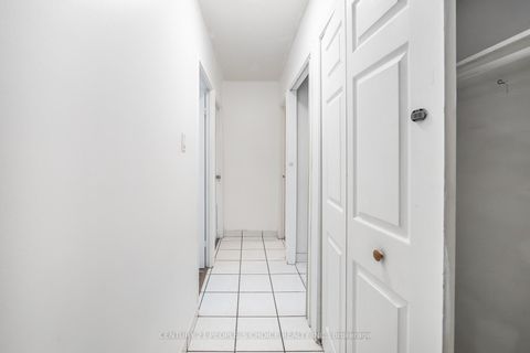 Photo 21 at 902 - 3390 Weston Road, Humbermede, Toronto