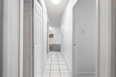 Photo 22 at 902 - 3390 Weston Road, Humbermede, Toronto