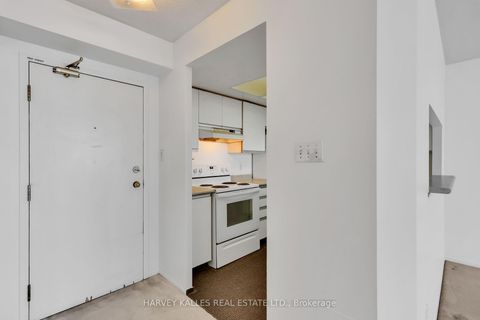 Photo 4 at 609 - 1470 Midland Avenue, Dorset Park, Toronto