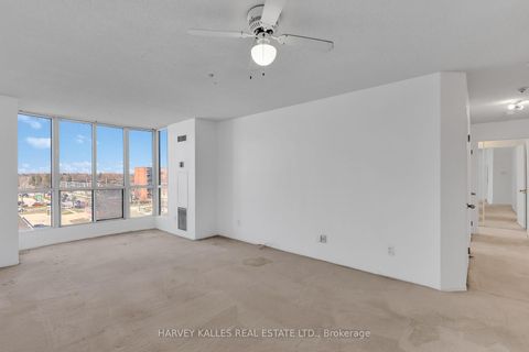 Photo 8 at 609 - 1470 Midland Avenue, Dorset Park, Toronto