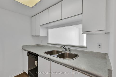 Photo 13 at 609 - 1470 Midland Avenue, Dorset Park, Toronto