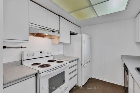 Photo 14 at 609 - 1470 Midland Avenue, Dorset Park, Toronto