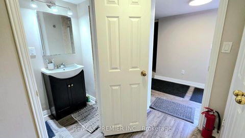 Photo 10 at 75 Auburn Avenue, Davenport, Toronto