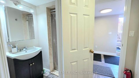 Photo 12 at 75 Auburn Avenue, Davenport, Toronto