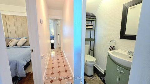 Photo 15 at 75 Auburn Avenue, Davenport, Toronto