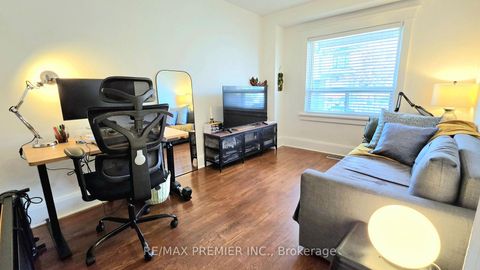 Photo 19 at 75 Auburn Avenue, Davenport, Toronto