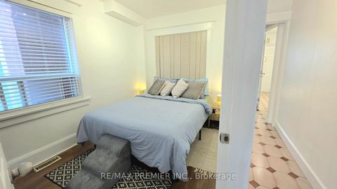 Photo 20 at 75 Auburn Avenue, Davenport, Toronto